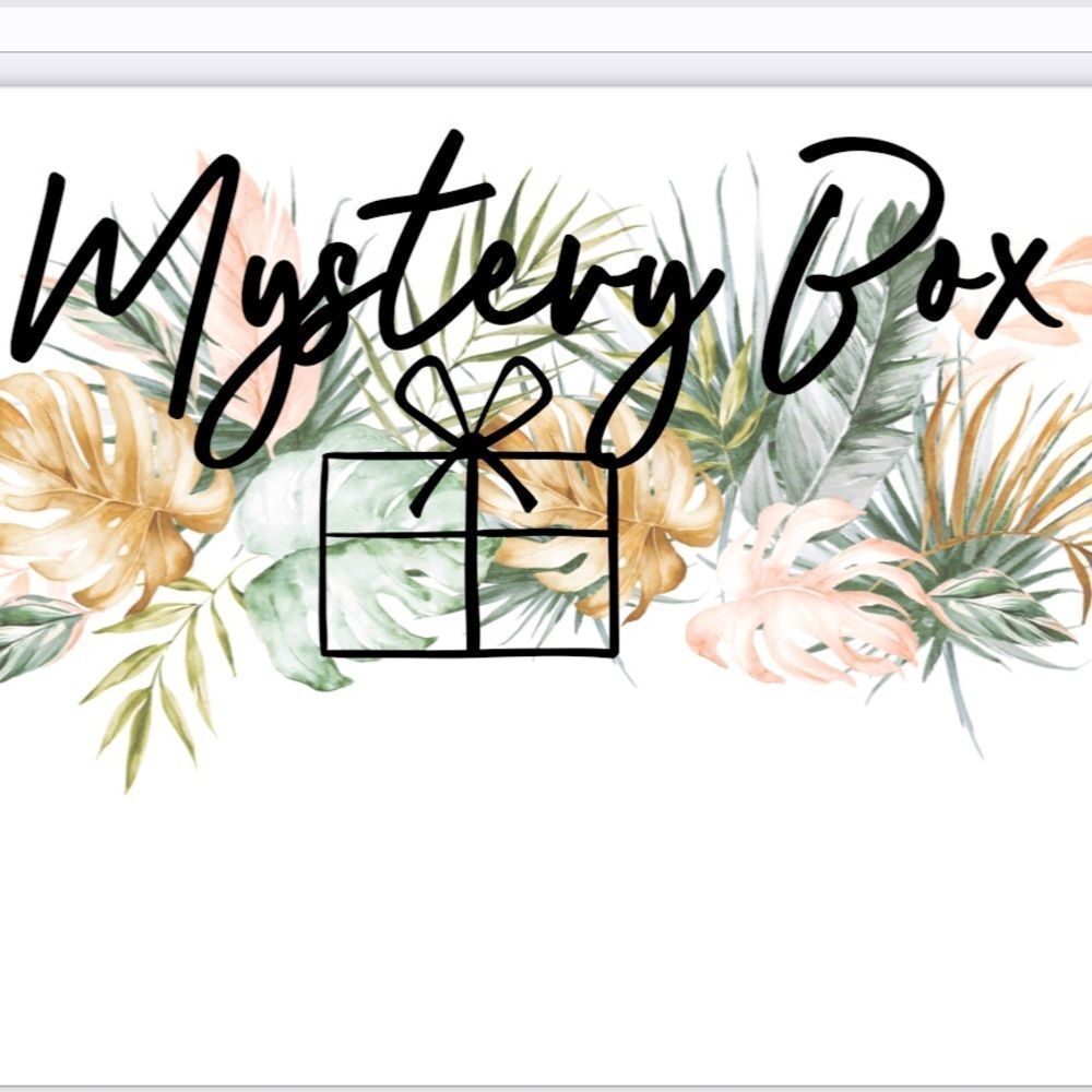 6-8 Boutique or NTW items S/M/L